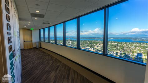 Columbia center observatory - The Sky View Observatory is a 73rd-floor observation point located near the top of the Columbia Center in Seattle. It offers sweeping 360° views of the city and surrounding mountains, as well as refreshments and food from its café.